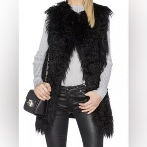 Theory Black Faux Fur Teddy Vest - Size Small